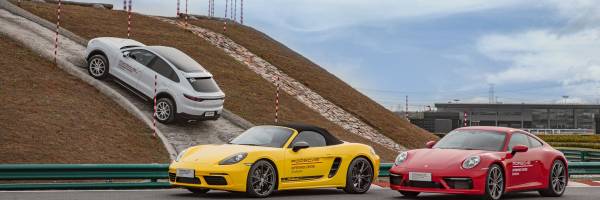 发动机布局探秘—中置 vs 后置 发动机布局探秘—中置 vs 后置